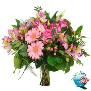 Bouquet-bianco-rosa-con-bacche-rosse