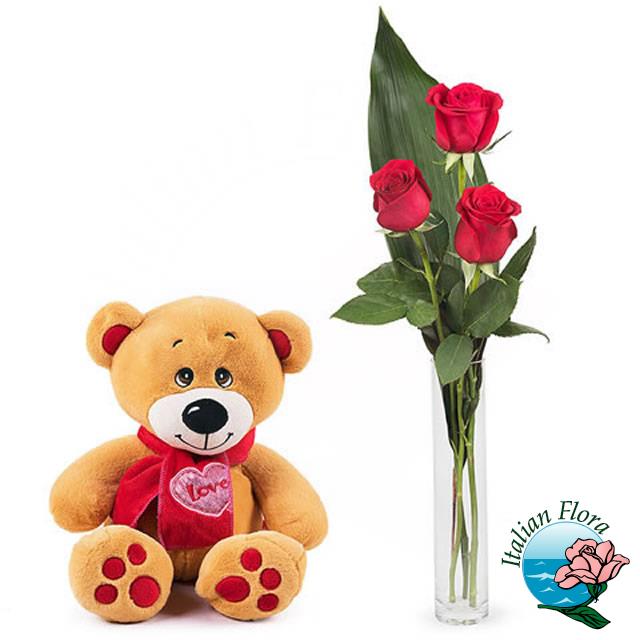 Orso di rose rosse