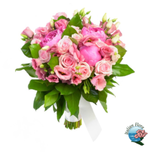 Bouquet di fiori rosa con peonie