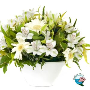 Ciotola di fiori bianchi