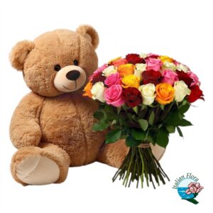Bouquet di rose colorate con orso di peluche