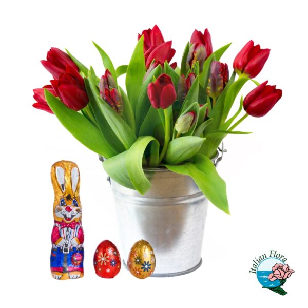 Bouquet di tulipani rossi con ovetti pasquali