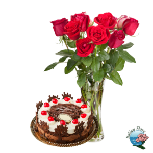 Bouquet di rose rosse e torta decorata