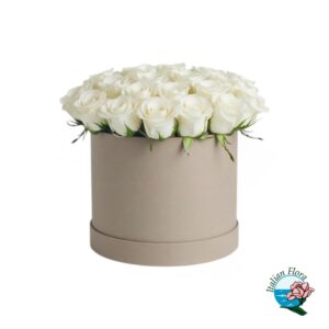 Flowerbox con rose bianche
